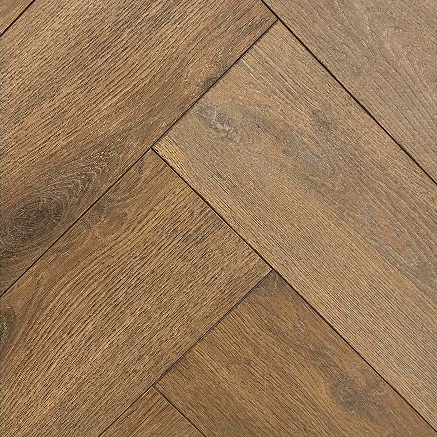 12mm Alsafloor Herringbone - Marseille 528